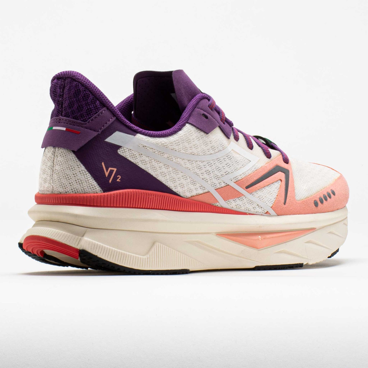 Diadora Atomo v7000-2 Unisex  Whisper White/Peach Amber